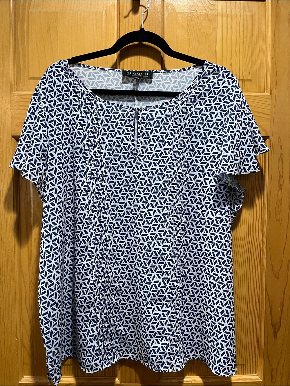 Eloquii Navy & White Geometric Short Sleeve Tee